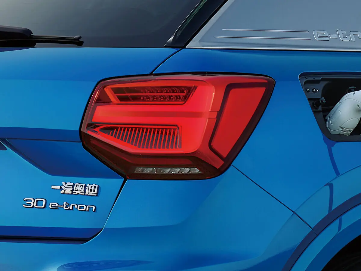 Audi Q2 I Рестайлинг Внедорожник 5 дв. L — photo 12