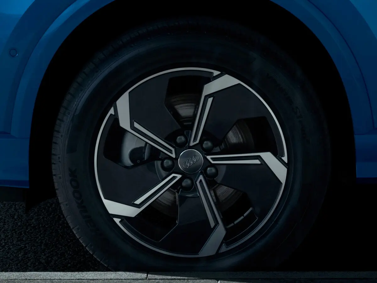 Audi Q2 I Рестайлинг Внедорожник 5 дв. L — photo 15