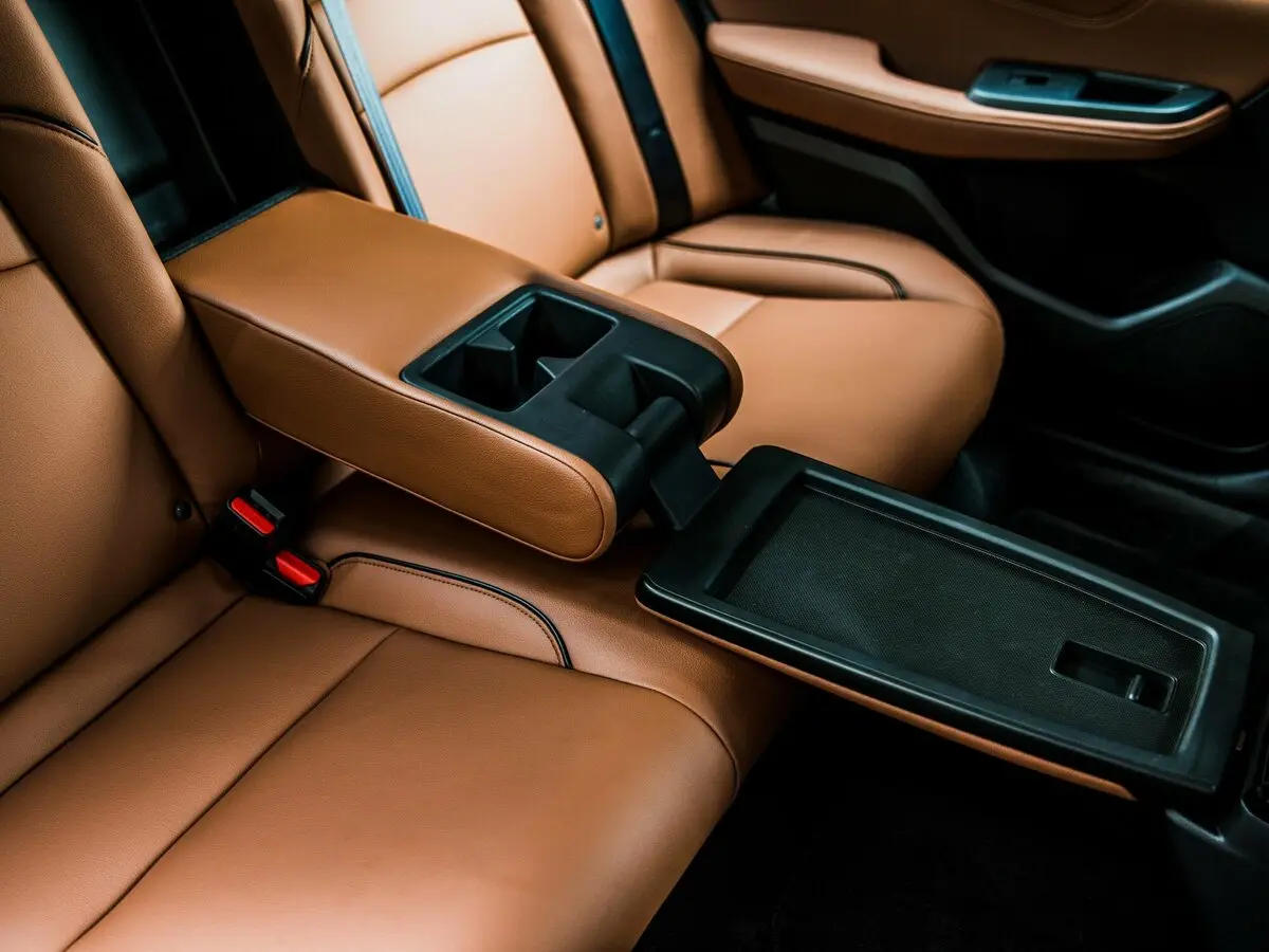 Honda Crider II Рестайлинг Седан — сүрөт 6