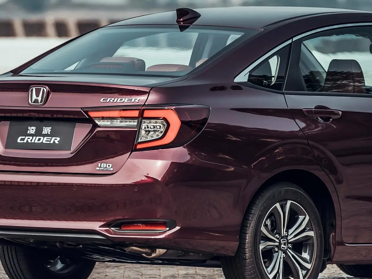 Honda Crider II Рестайлинг Седан — сүрөт 9