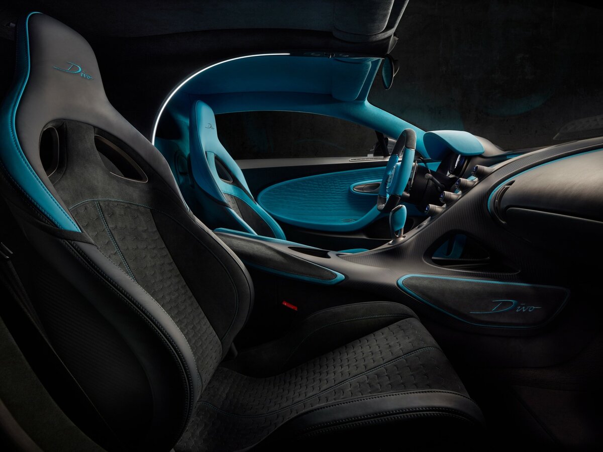 Bugatti Divo 2018 – 2021 Купе — фото 6