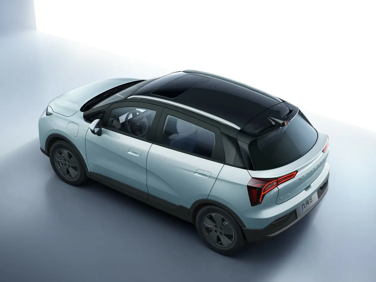 Geely Geometry E 2022 – н.в. Внедорожник 5 дв. — сүрөт 3