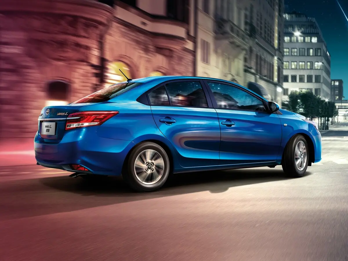 Toyota Yaris XP150 Рестайлинг Седан L — сүрөт 5