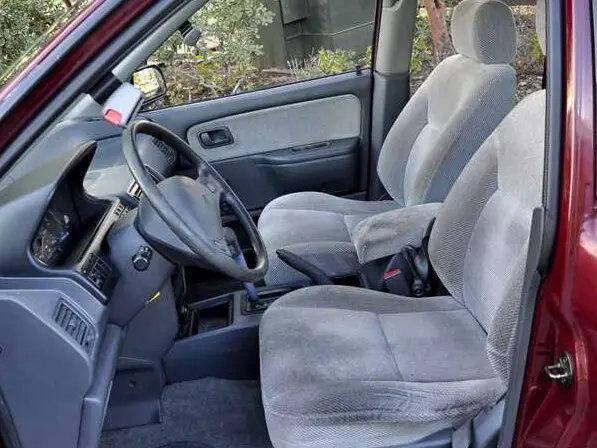 Plymouth Colt Vista II Компактвэн — photo 6