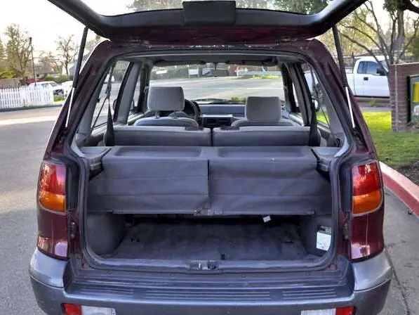 Plymouth Colt Vista II Компактвэн — photo 10