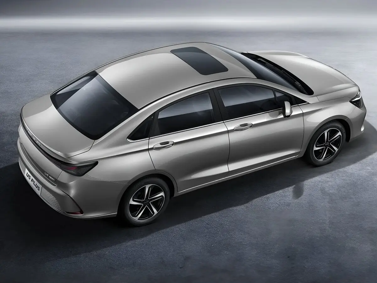 BAIC U5 Plus 2021 – н.в. Седан — 照片 3