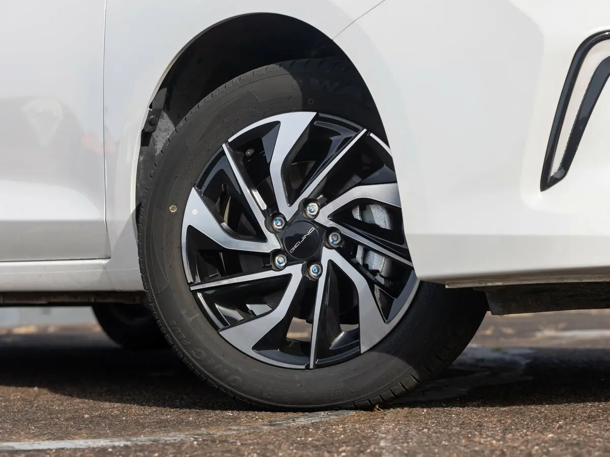 BAIC U5 Plus 2021 – н.в. Седан — 照片 28