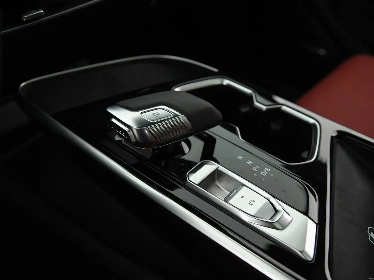 BAIC X55 2022 – н.в. Внедорожник 5 дв. — сүрөт 10