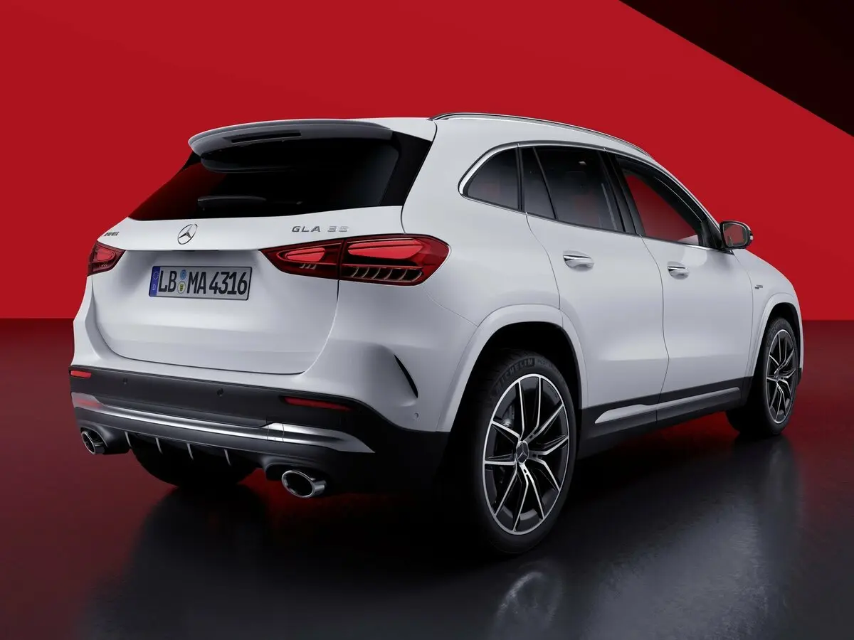 Mercedes-Benz GLA AMG II (H247) Рестайлинг Внедорожник 5 дв. — photo 4