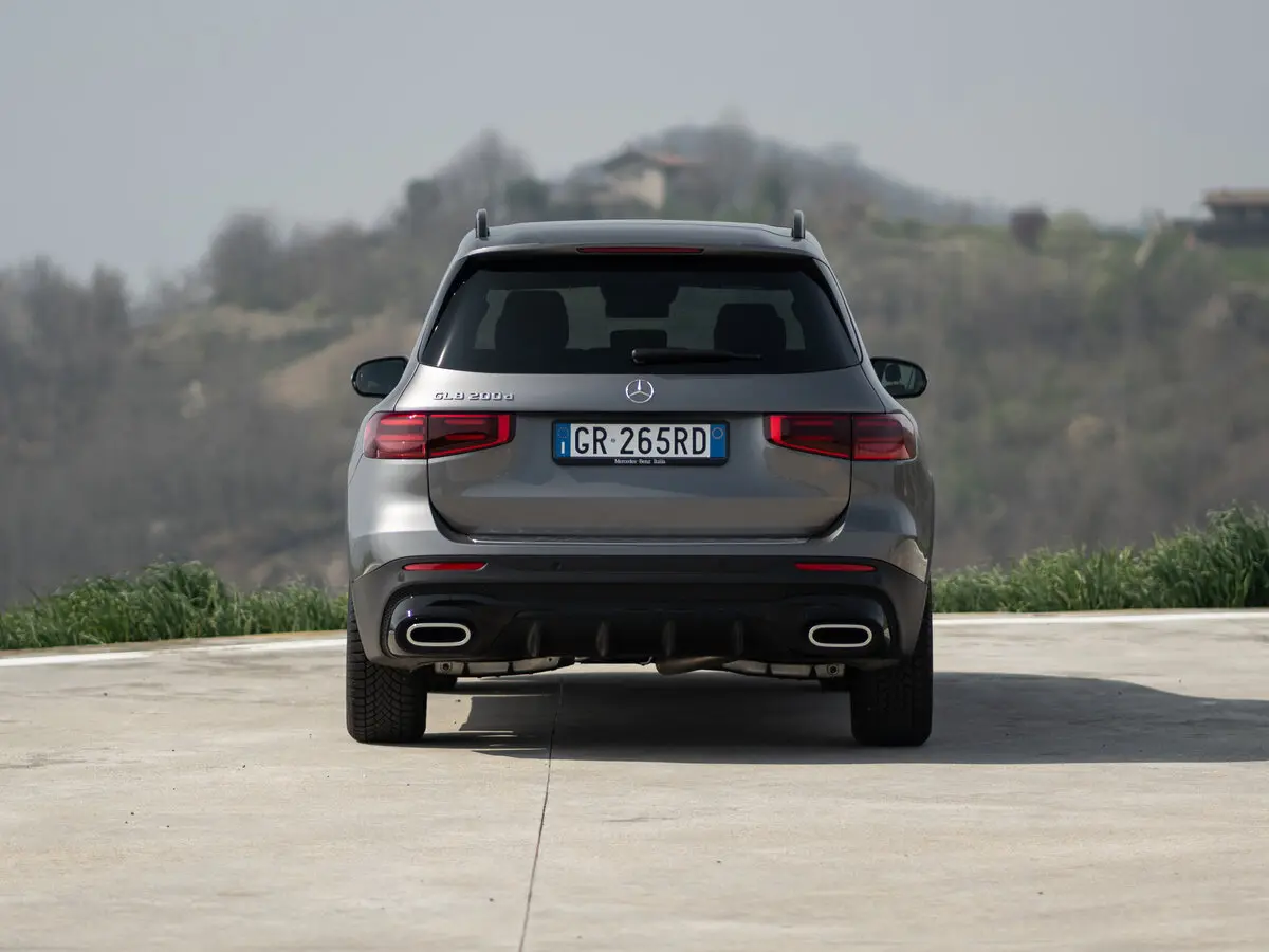 Mercedes-Benz GLB I (X247) Рестайлинг Внедорожник 5 дв. — 照片 4