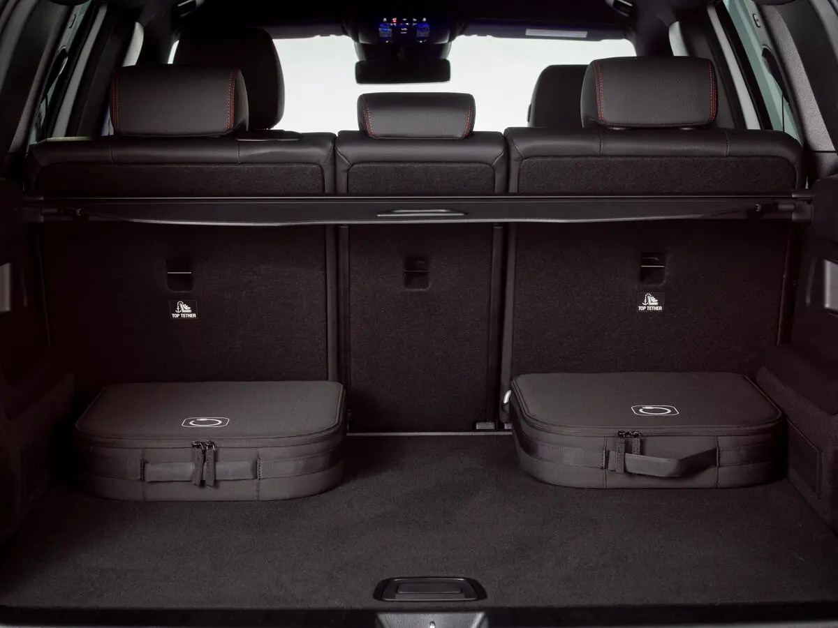 Mercedes-Benz GLB I (X247) Рестайлинг Внедорожник 5 дв. — 照片 9