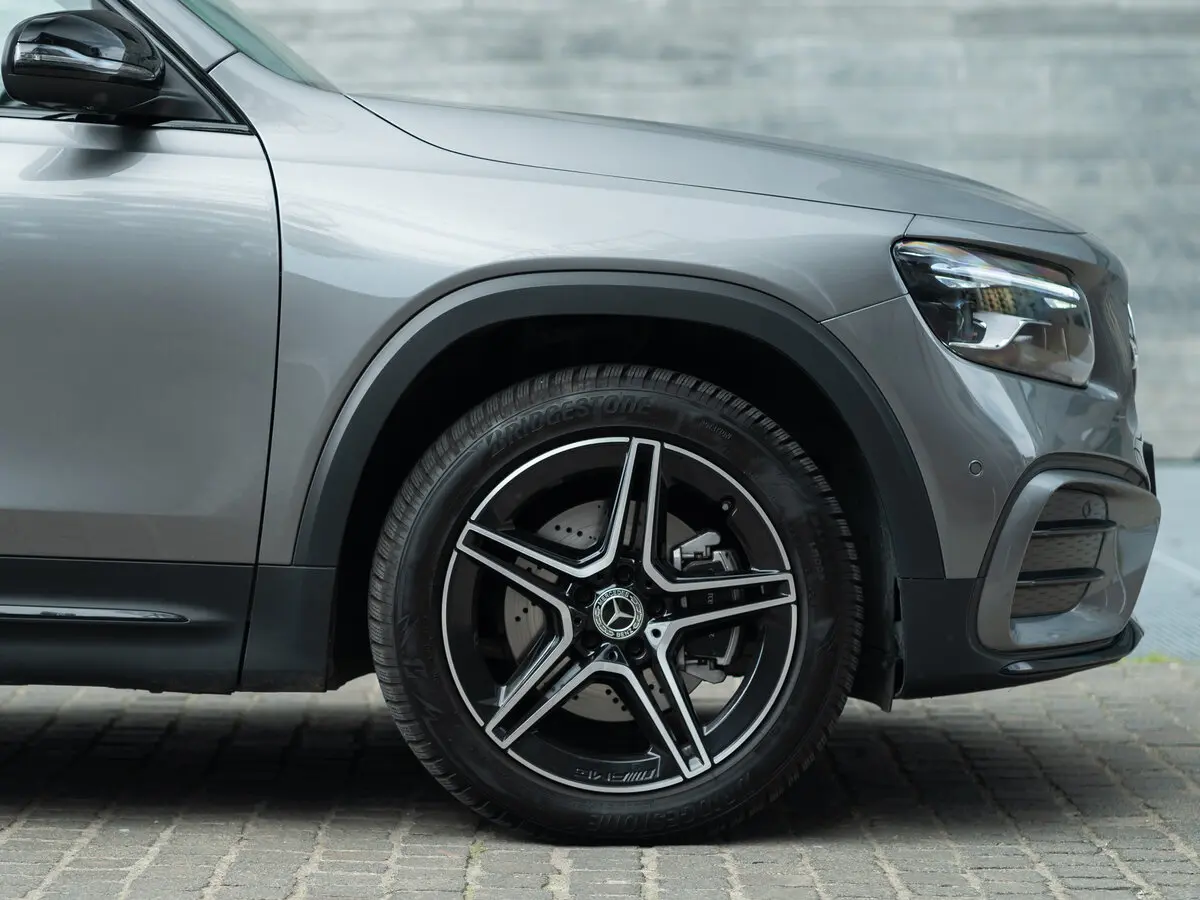 Mercedes-Benz GLB I (X247) Рестайлинг Внедорожник 5 дв. — 照片 13