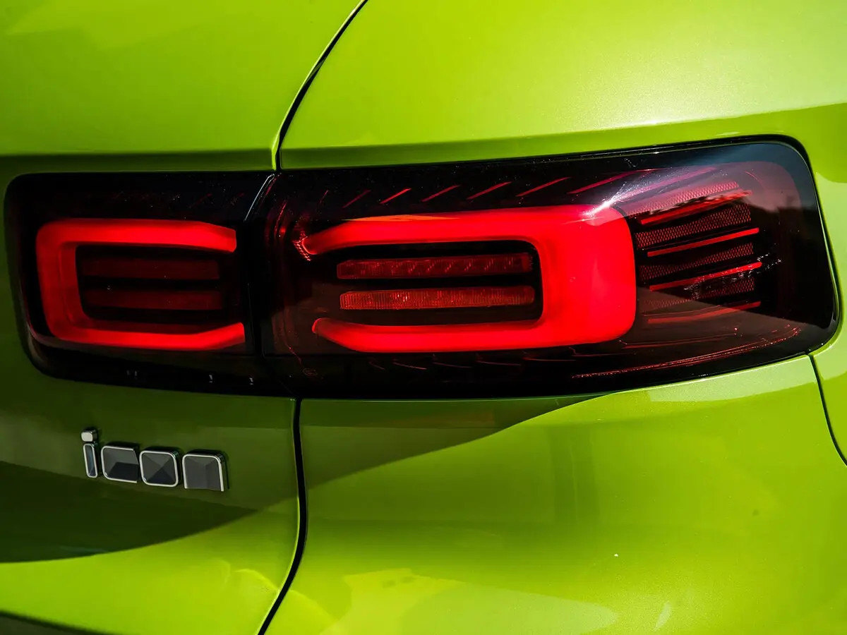 Geely Icon I Внедорожник 5 дв. — 照片 11