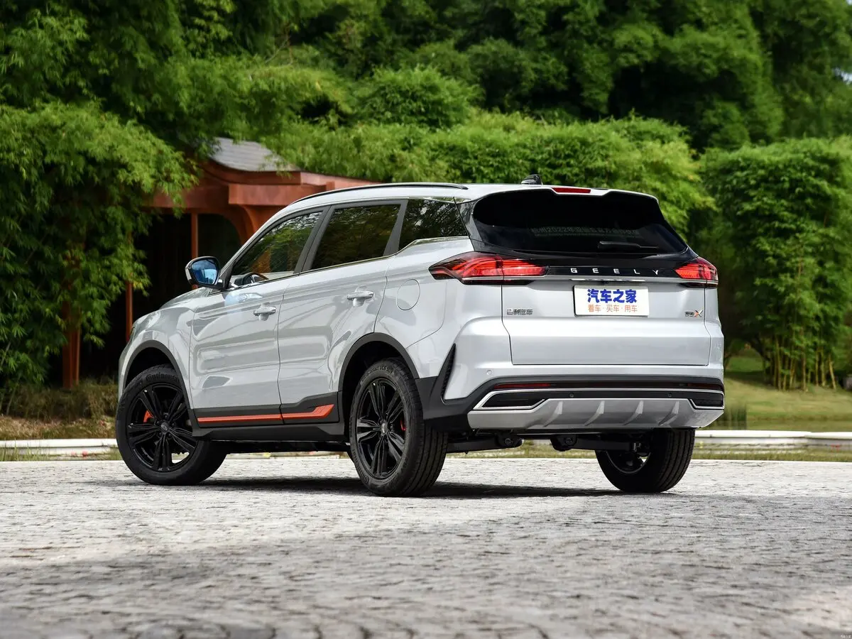 Geely Boyue I Рестайлинг Внедорожник 5 дв. — сүрөт 5