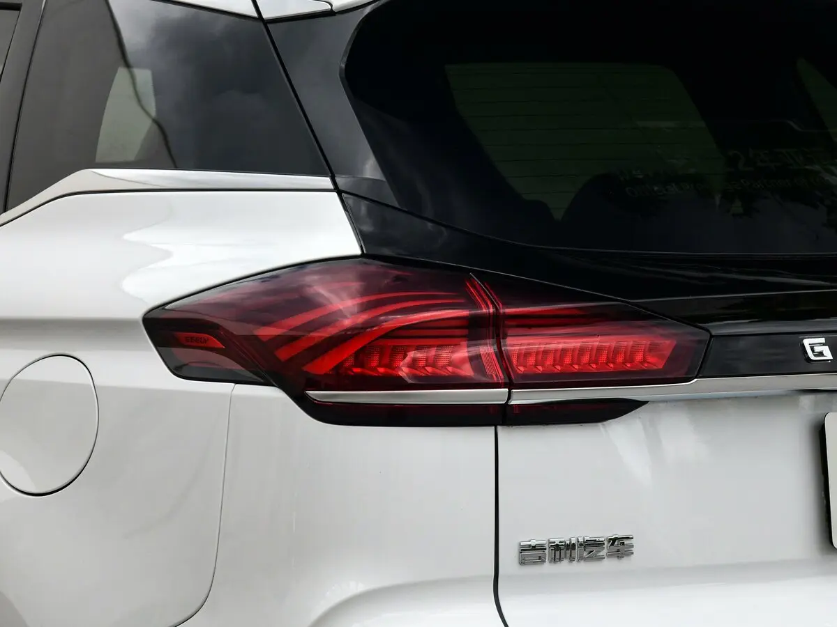 Geely Boyue I Рестайлинг Внедорожник 5 дв. — сүрөт 17