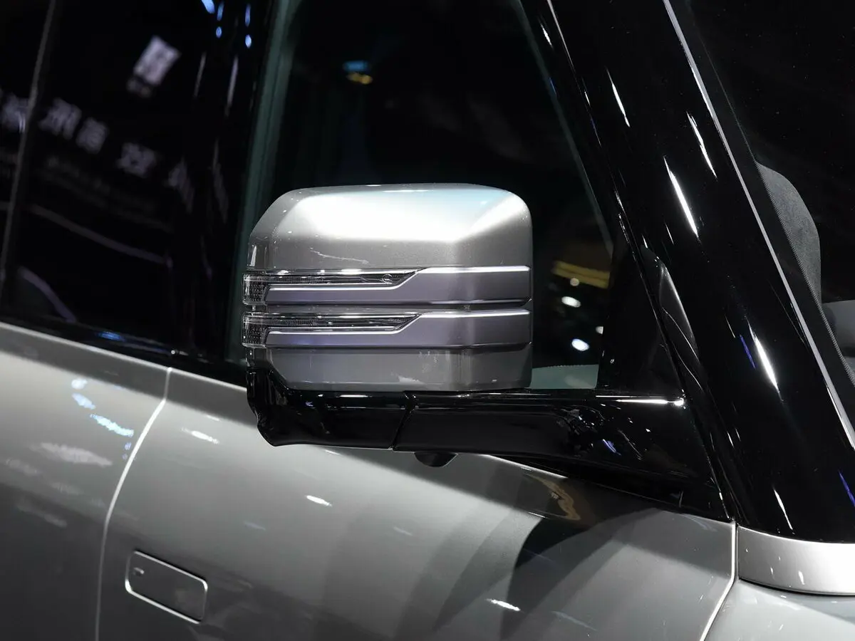 BYD Yangwang U8 2023 – н.в. Внедорожник 5 дв. — сүрөт 11