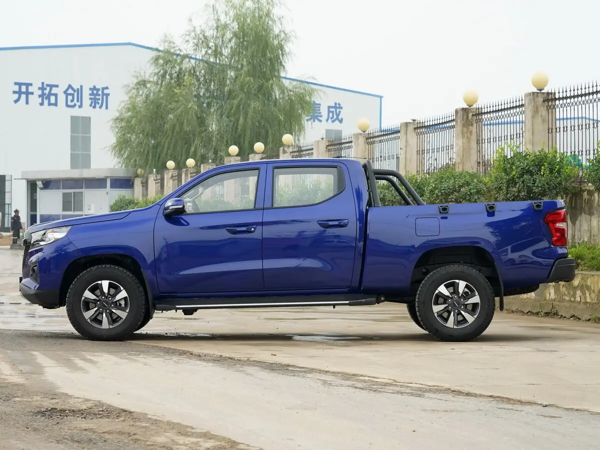 Changan Kaicene F70 I Пикап Двойная кабина — photo 2