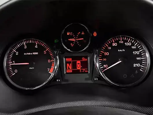 Peugeot 207i (Iran Khodro) 2016 – 2024 Хэтчбек 5 дв. — photo 7