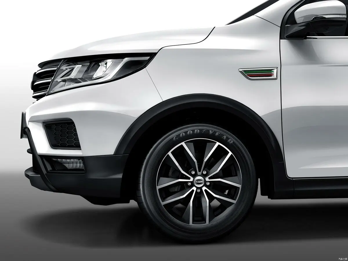 SWM X3 2017 – 2023 Внедорожник 5 дв. — 照片 9