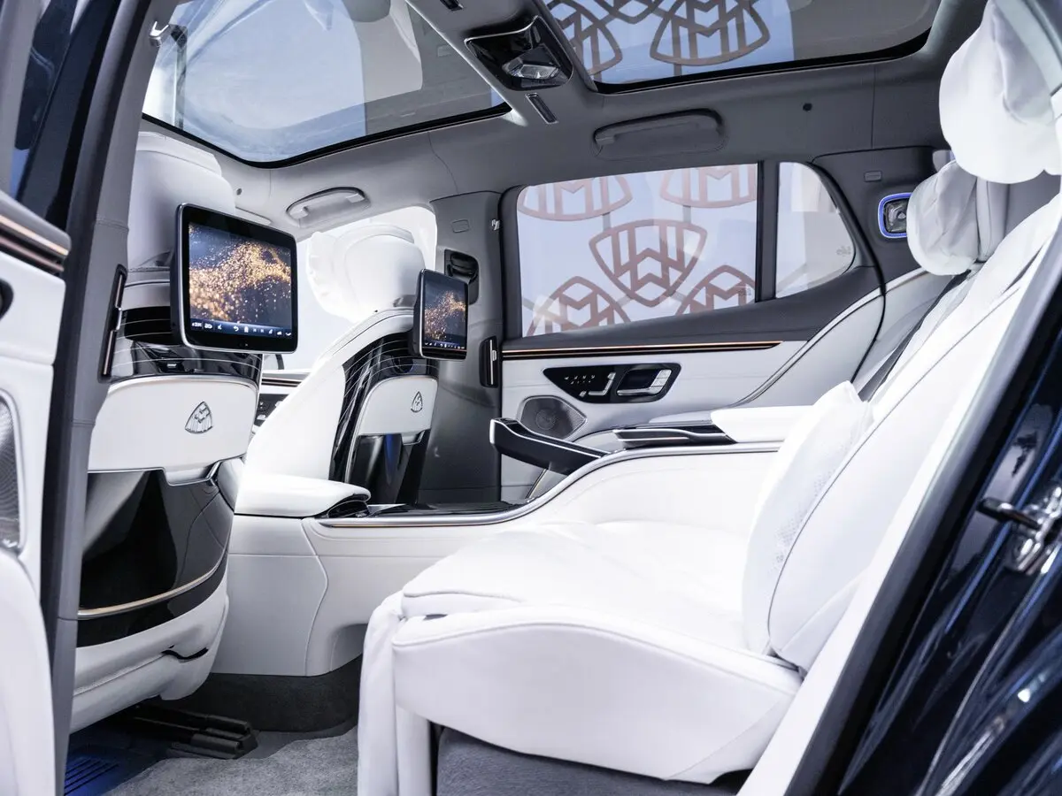 Mercedes-Benz Maybach EQS SUV 2023 – н.в. Внедорожник 5 дв. — сүрөт 8