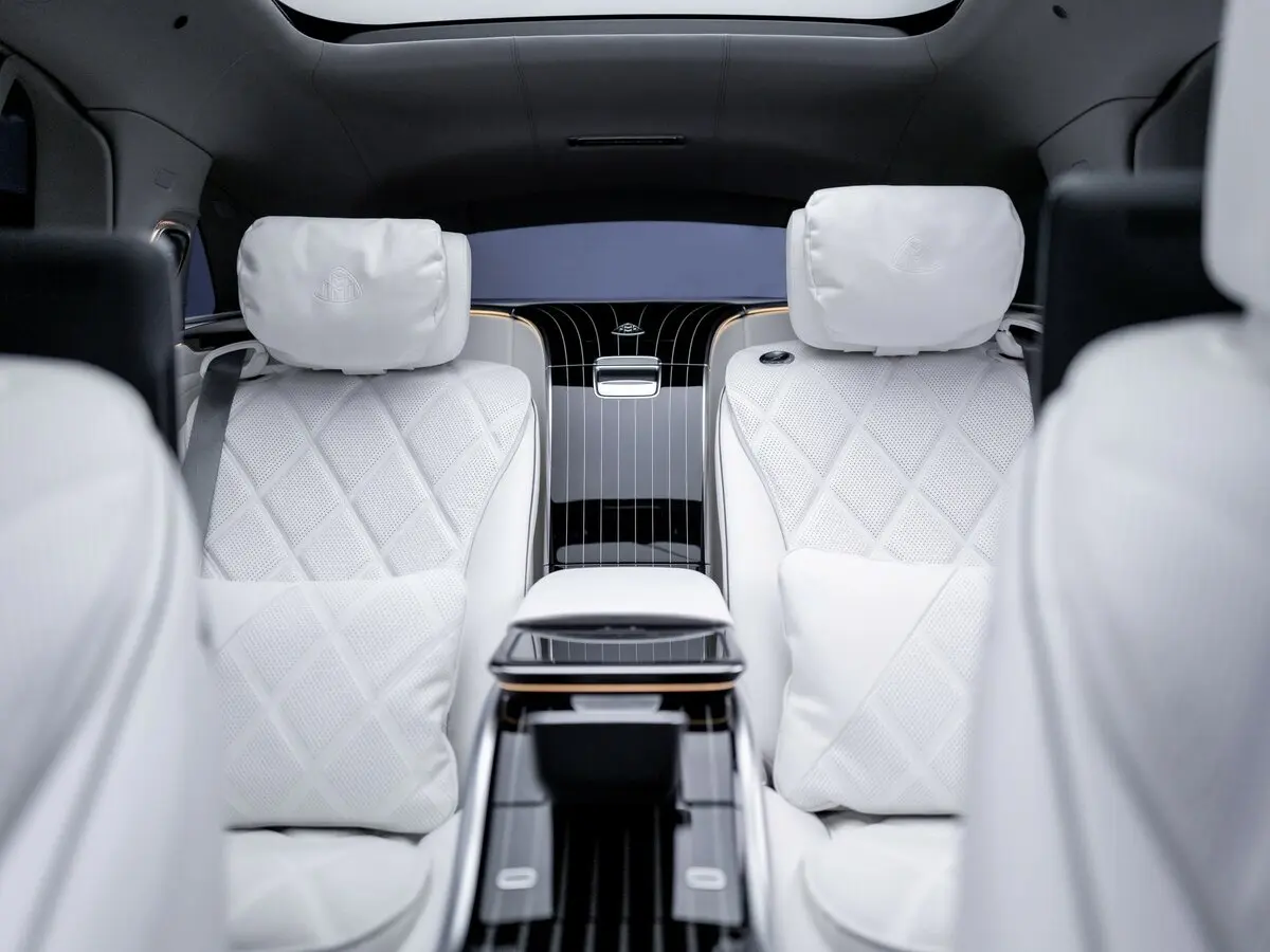 Mercedes-Benz Maybach EQS SUV 2023 – н.в. Внедорожник 5 дв. — сүрөт 9