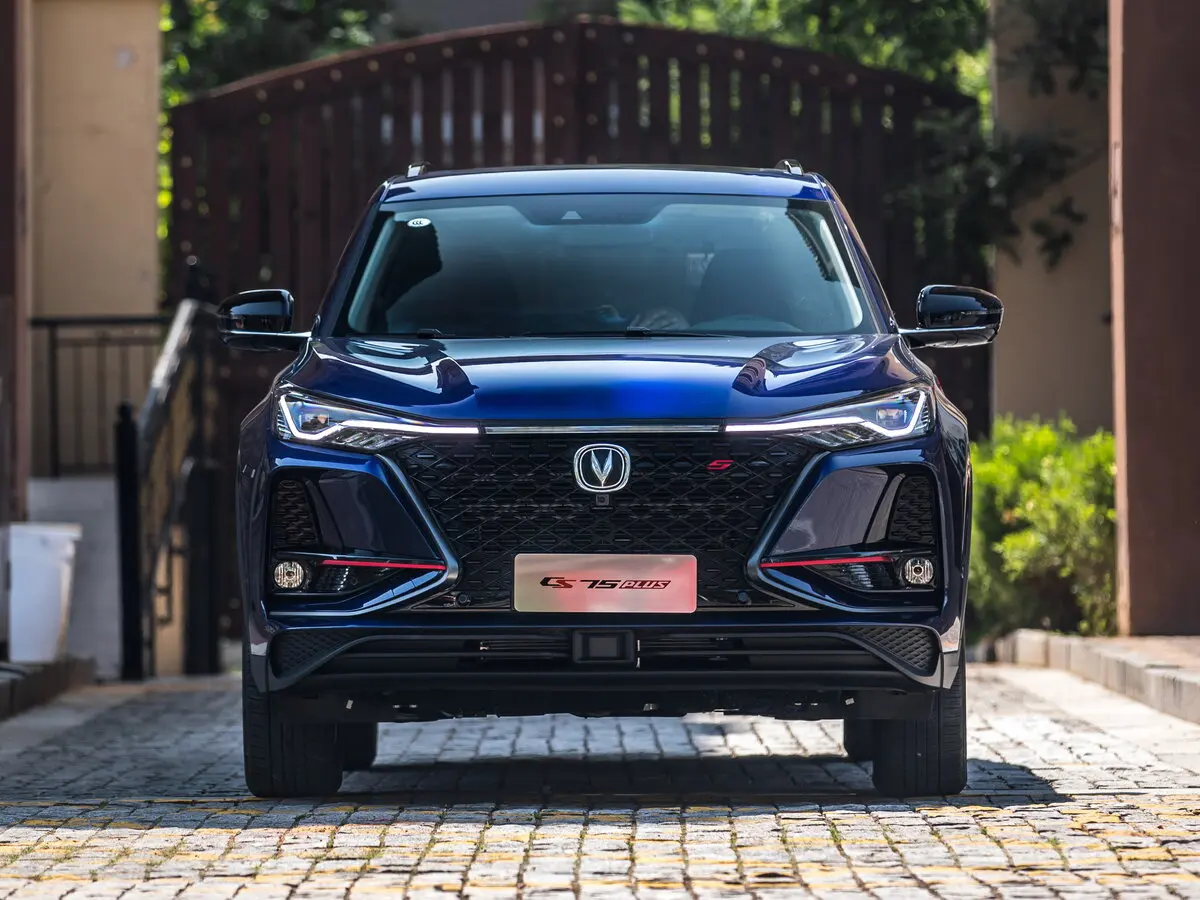 Changan CS75 Plus I Внедорожник 5 дв. — photo 3