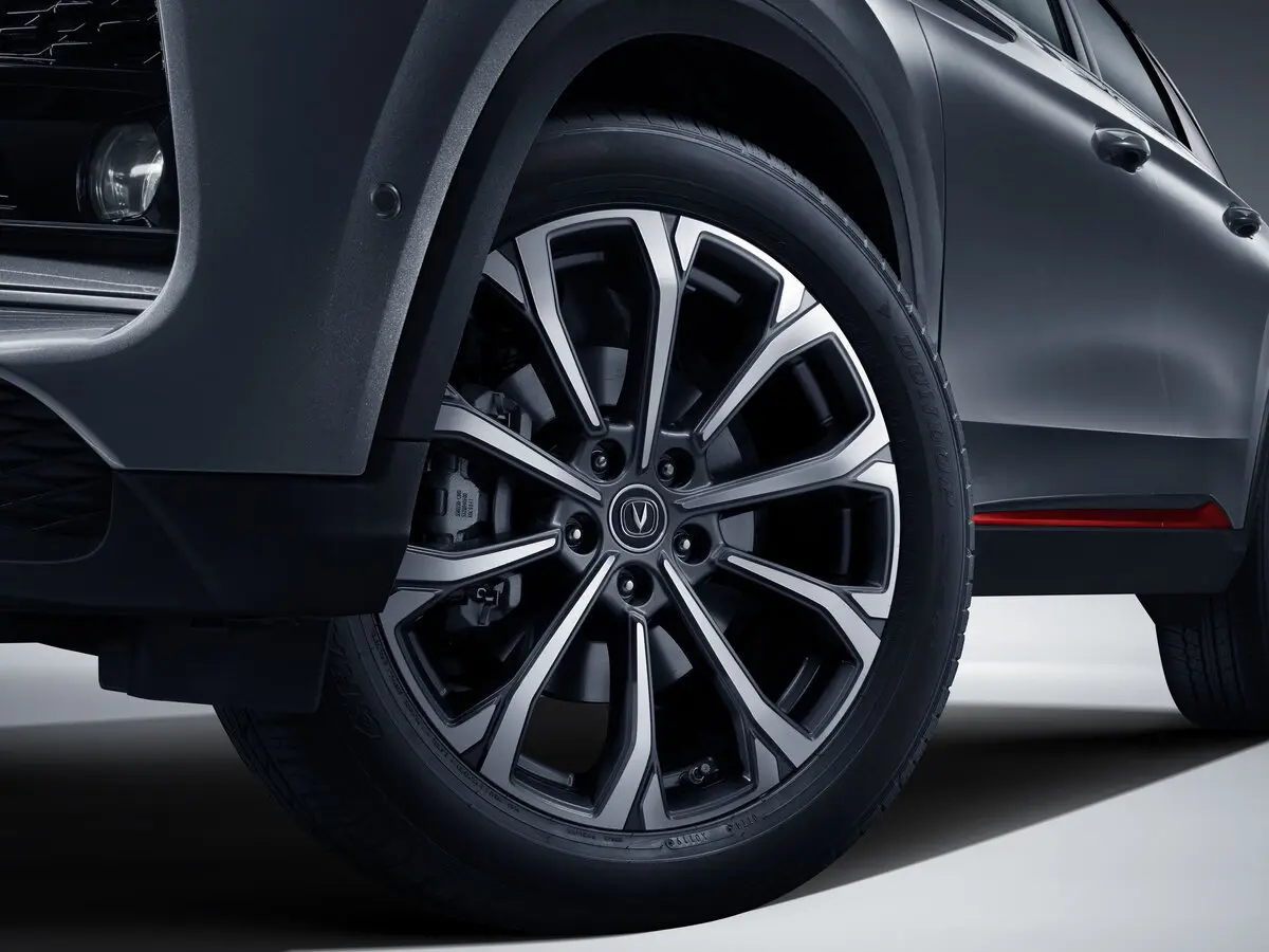 Changan CS75 Plus I Внедорожник 5 дв. — photo 11