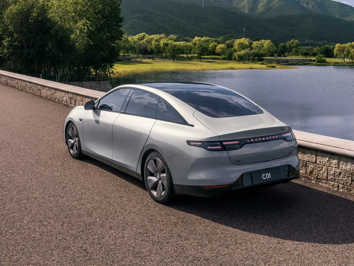 Leapmotor C01 2022 – н.в. Седан — сүрөт 4