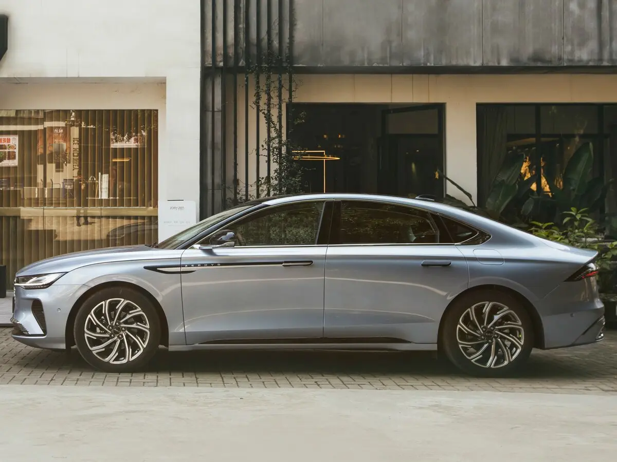 Lincoln Z 2021 – н.в. Седан — сүрөт 2