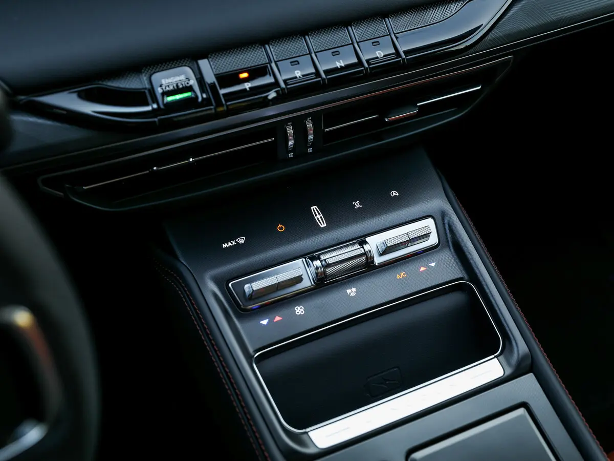 Lincoln Z 2021 – н.в. Седан — сүрөт 11
