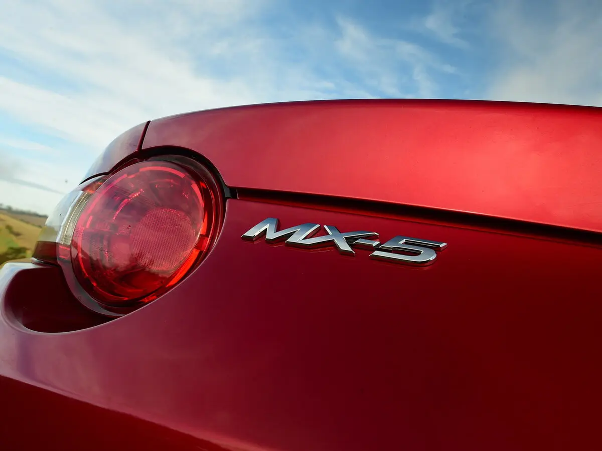Mazda MX-5 IV (ND) Тарга RF — photo 13