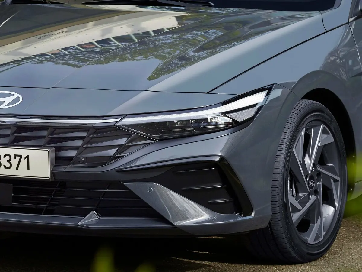 Hyundai Avante VII Рестайлинг Седан — фото 8