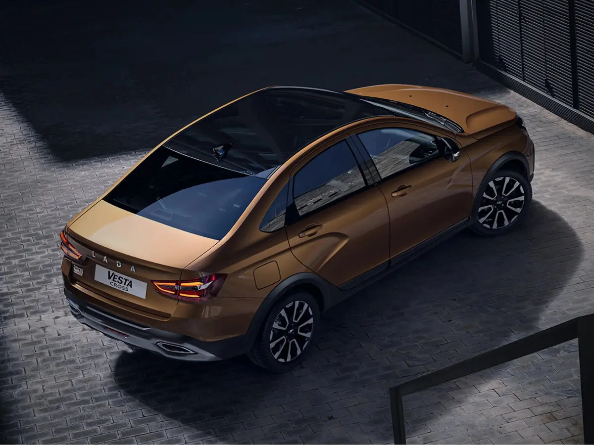 Lada (ВАЗ) Vesta I Рестайлинг (NG) Седан Cross — 照片 2