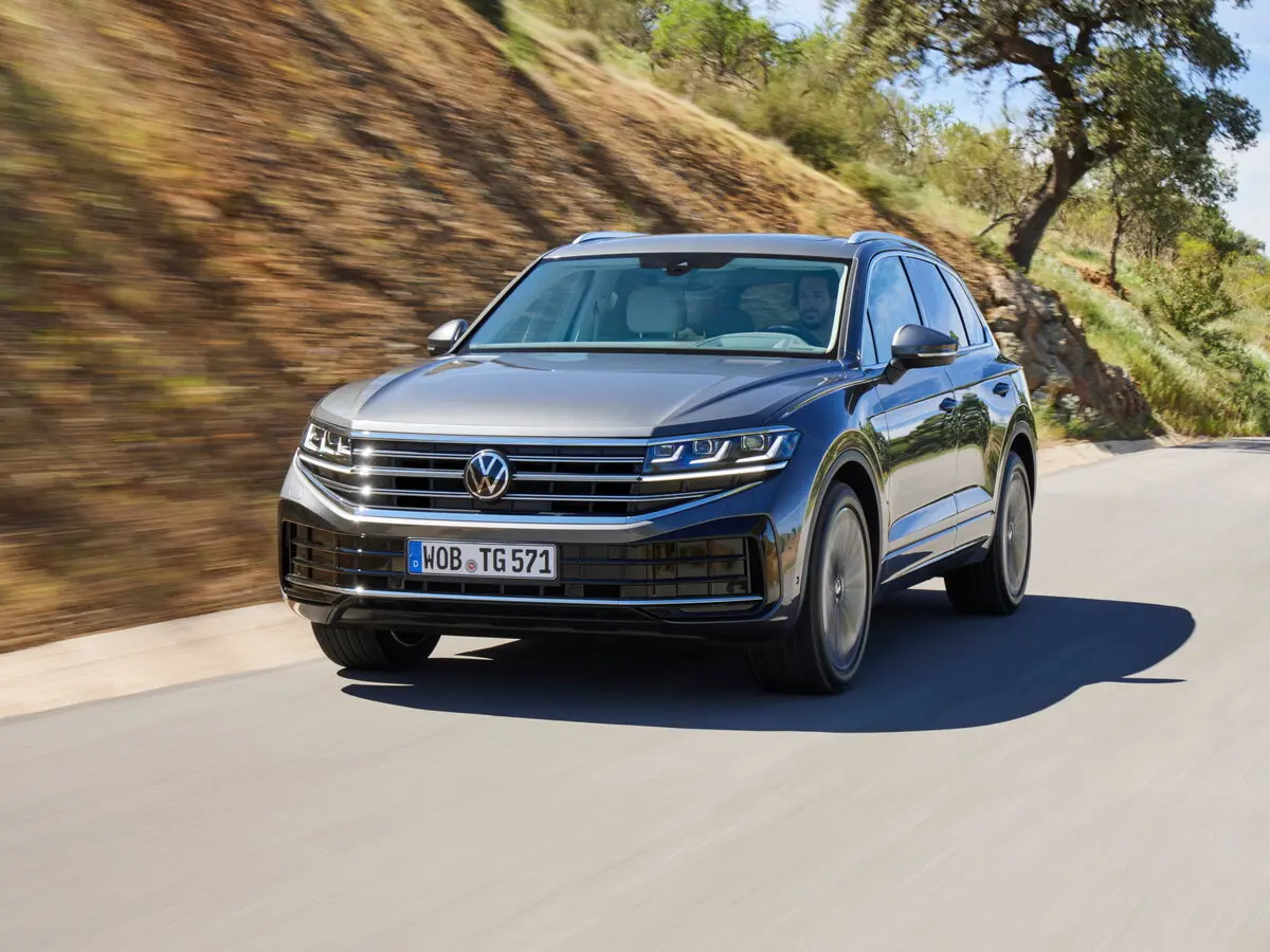 Volkswagen Touareg III Рестайлинг Внедорожник 5 дв. — сүрөт 3
