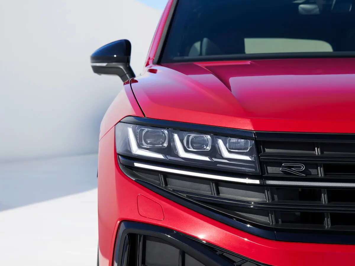 Volkswagen Touareg III Рестайлинг Внедорожник 5 дв. — сүрөт 13