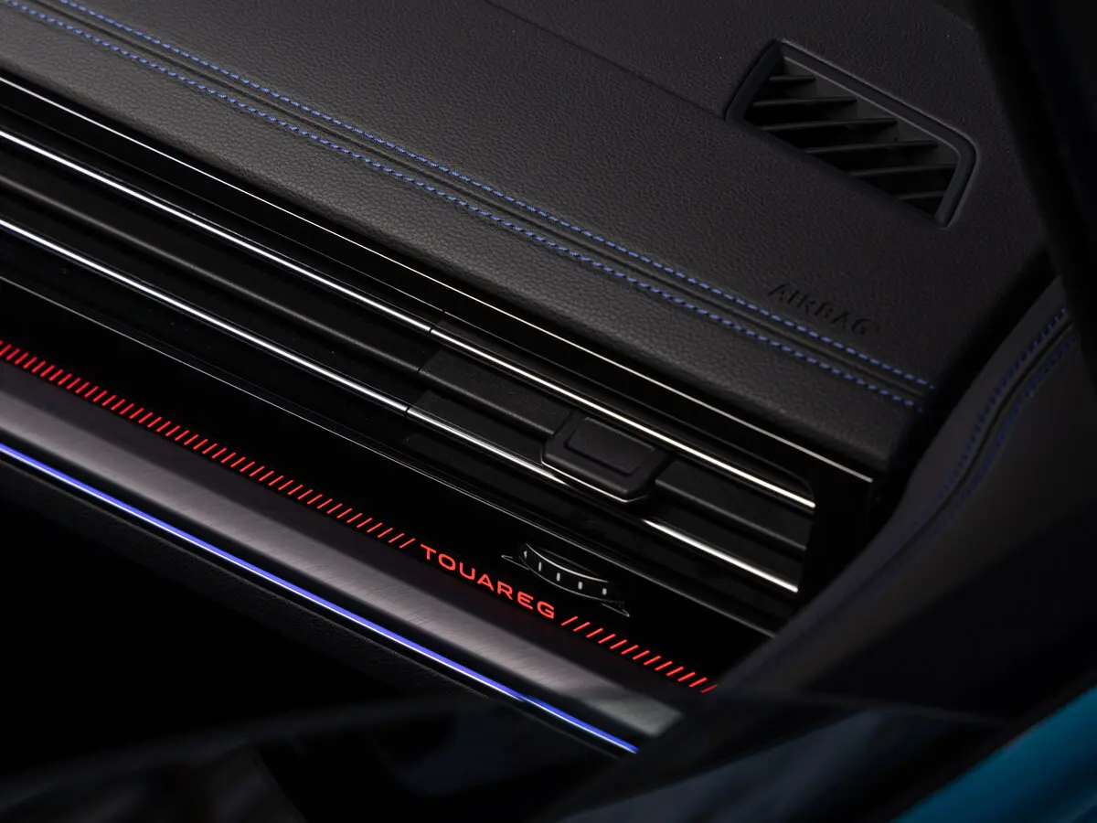 Volkswagen Touareg III Рестайлинг Внедорожник 5 дв. — сүрөт 15