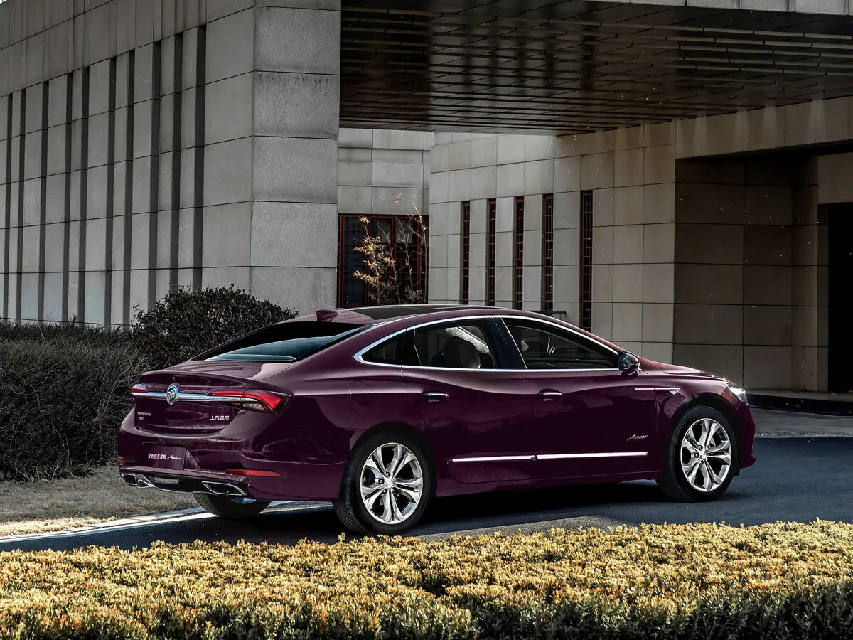 Buick LaCrosse III Рестайлинг Седан — сүрөт 3