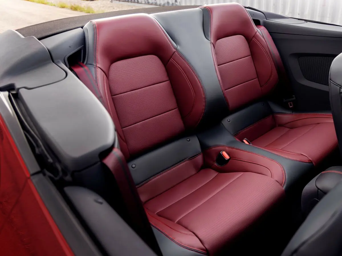 Ford Mustang VII Кабриолет — сүрөт 6