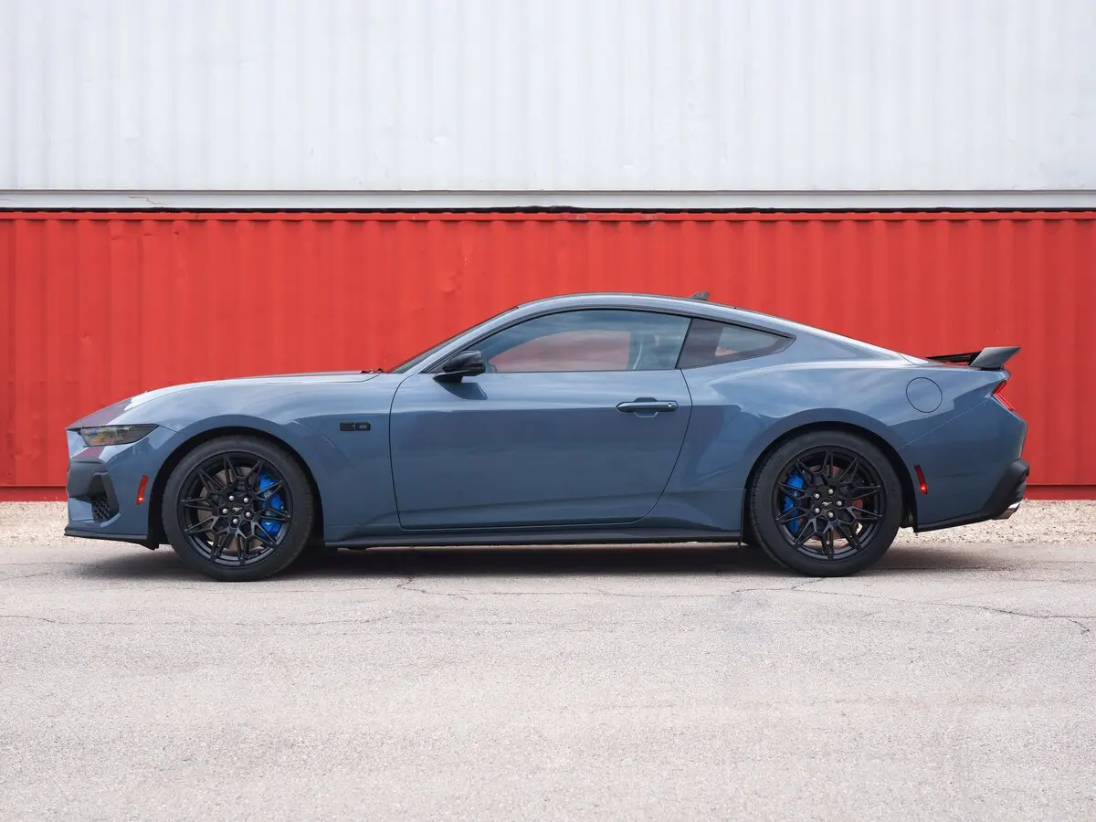 Ford Mustang VII Купе — photo 2