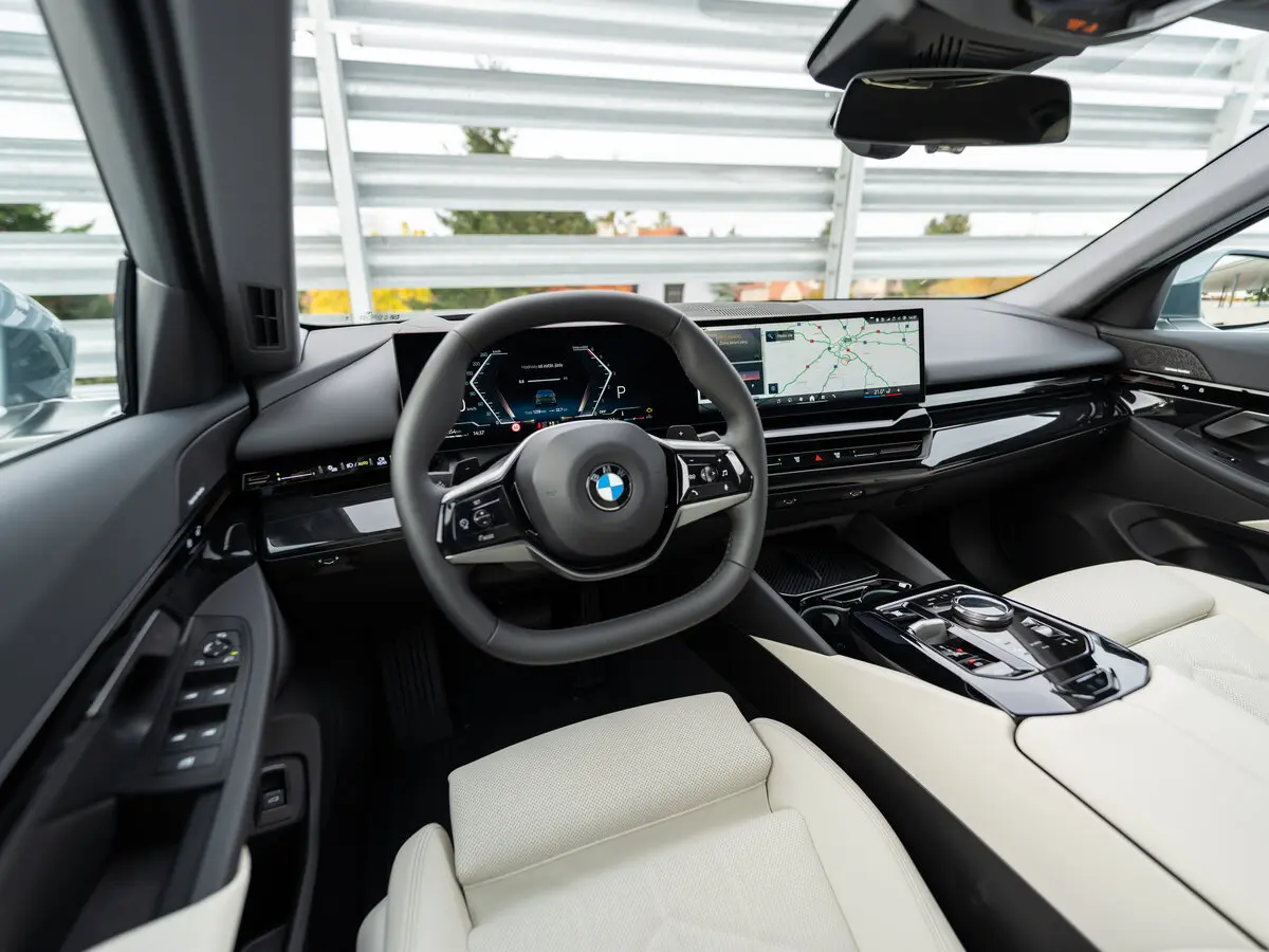 BMW 5 серии VIII (G60/G61/G68) Седан — фото 8