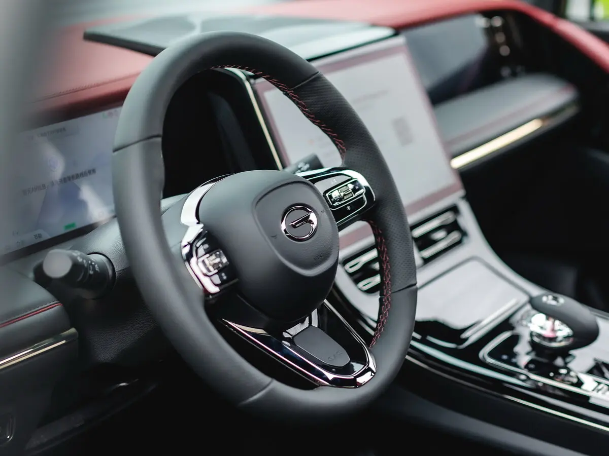 GAC Trumpchi E9 I Минивэн — сүрөт 7
