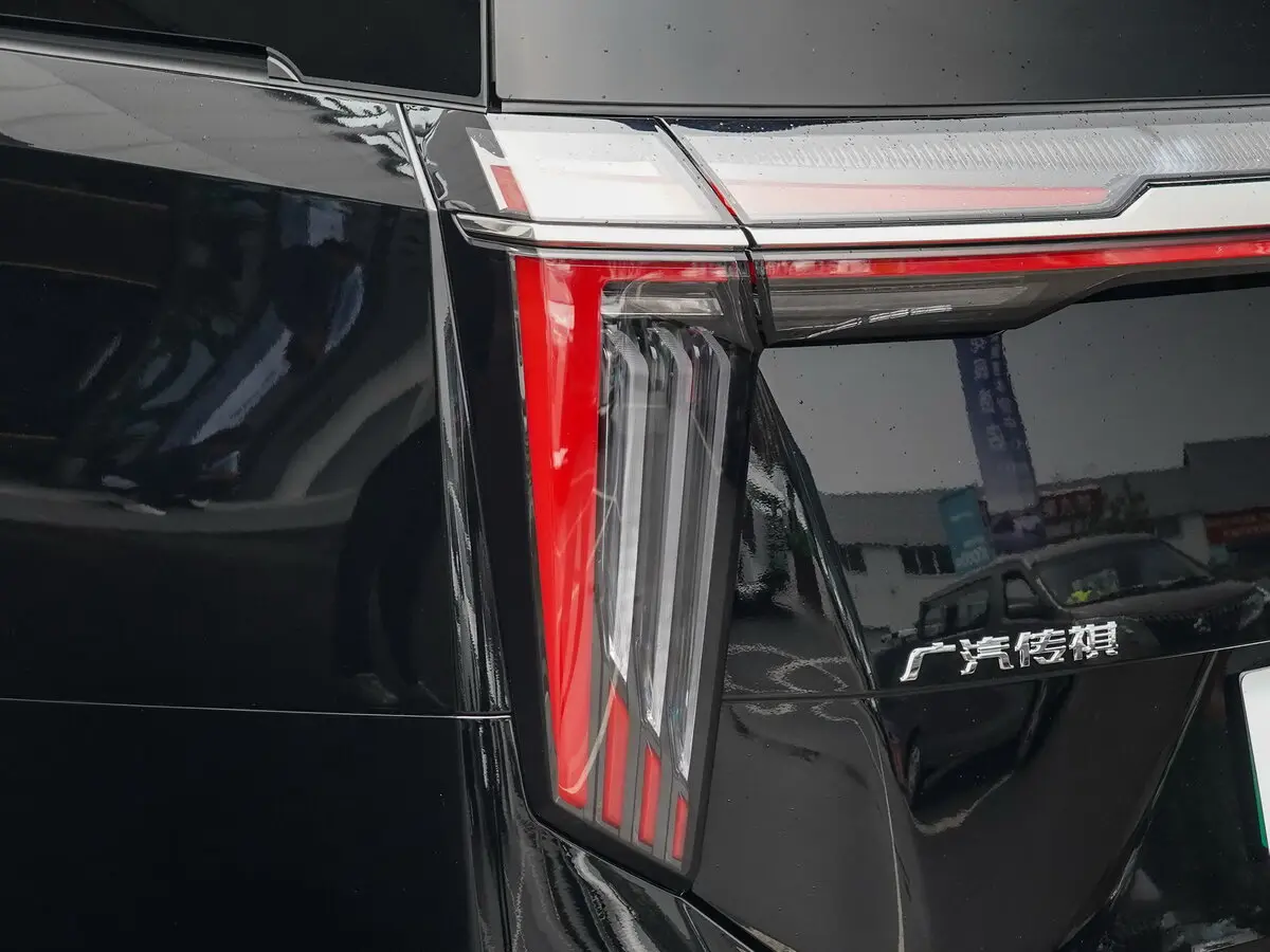 GAC Trumpchi E9 I Минивэн — сүрөт 13