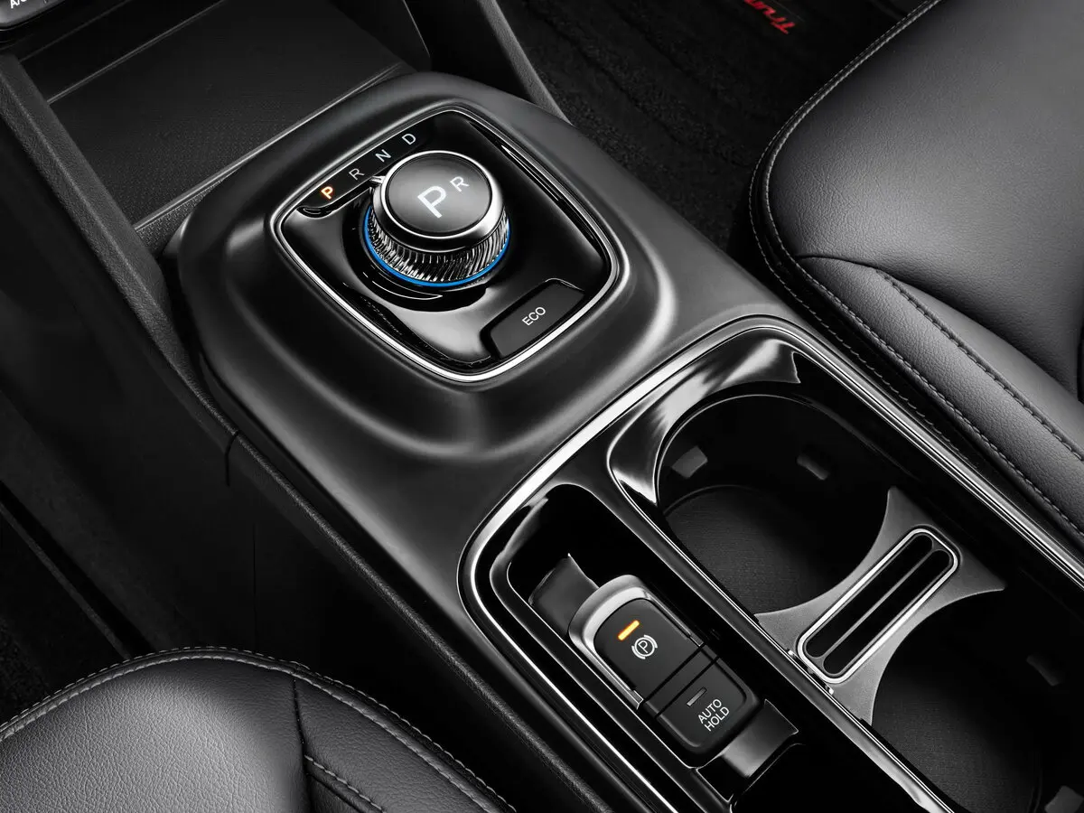GAC Trumpchi GE3 2017 – 2020 Внедорожник 5 дв. — сүрөт 8