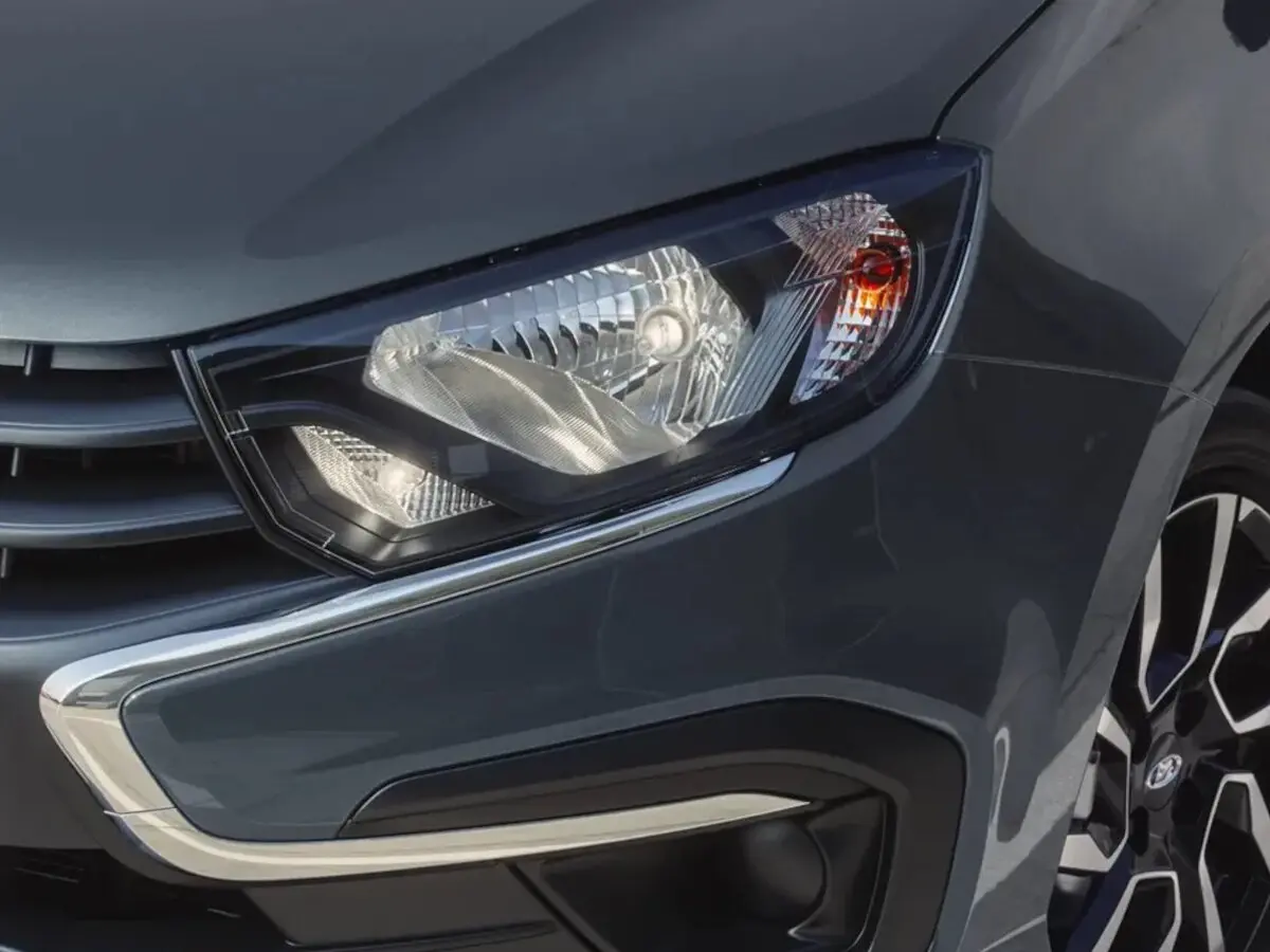 Lada (ВАЗ) Granta I Рестайлинг Лифтбек Drive Active/Sportline — сүрөт 9