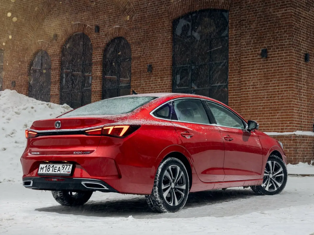 Changan Eado Plus I Седан — сүрөт 16