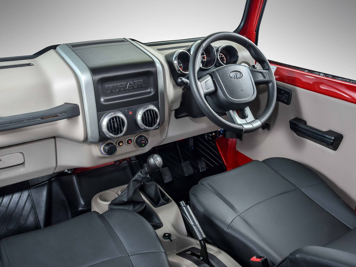 Mahindra Thar I Внедорожник открытый — фото 7