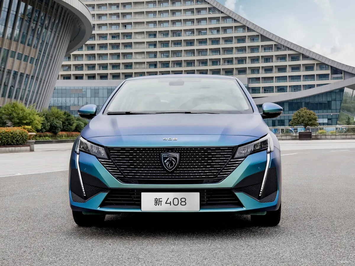 Peugeot 408 II Рестайлинг 2 Седан — сүрөт 3