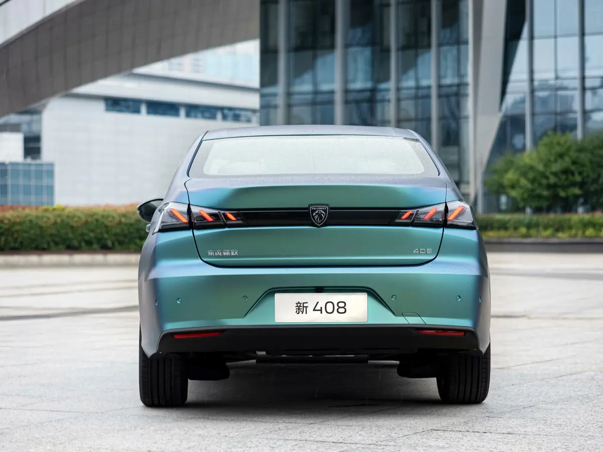 Peugeot 408 II Рестайлинг 2 Седан — сүрөт 4