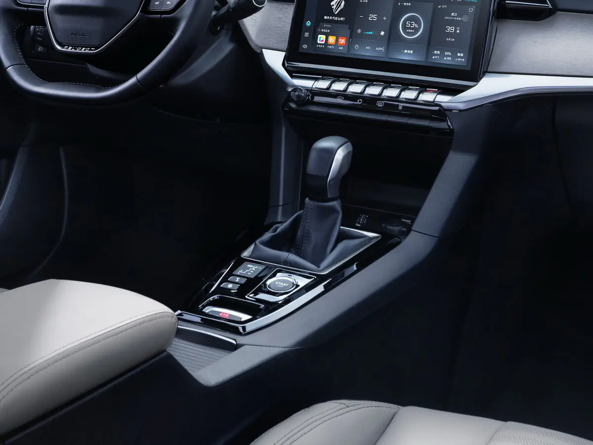 Peugeot 408 II Рестайлинг 2 Седан — сүрөт 11