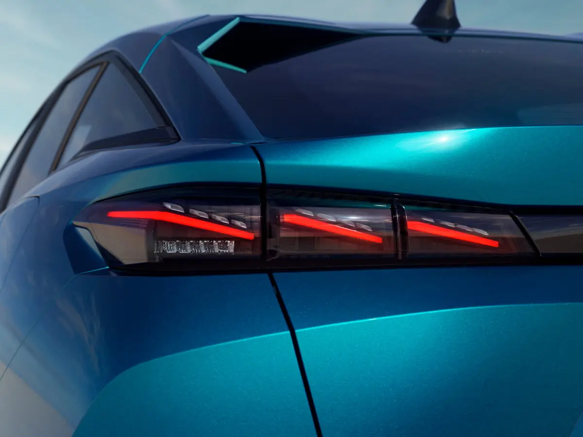 Peugeot 408 III Внедорожник 5 дв. — сүрөт 14